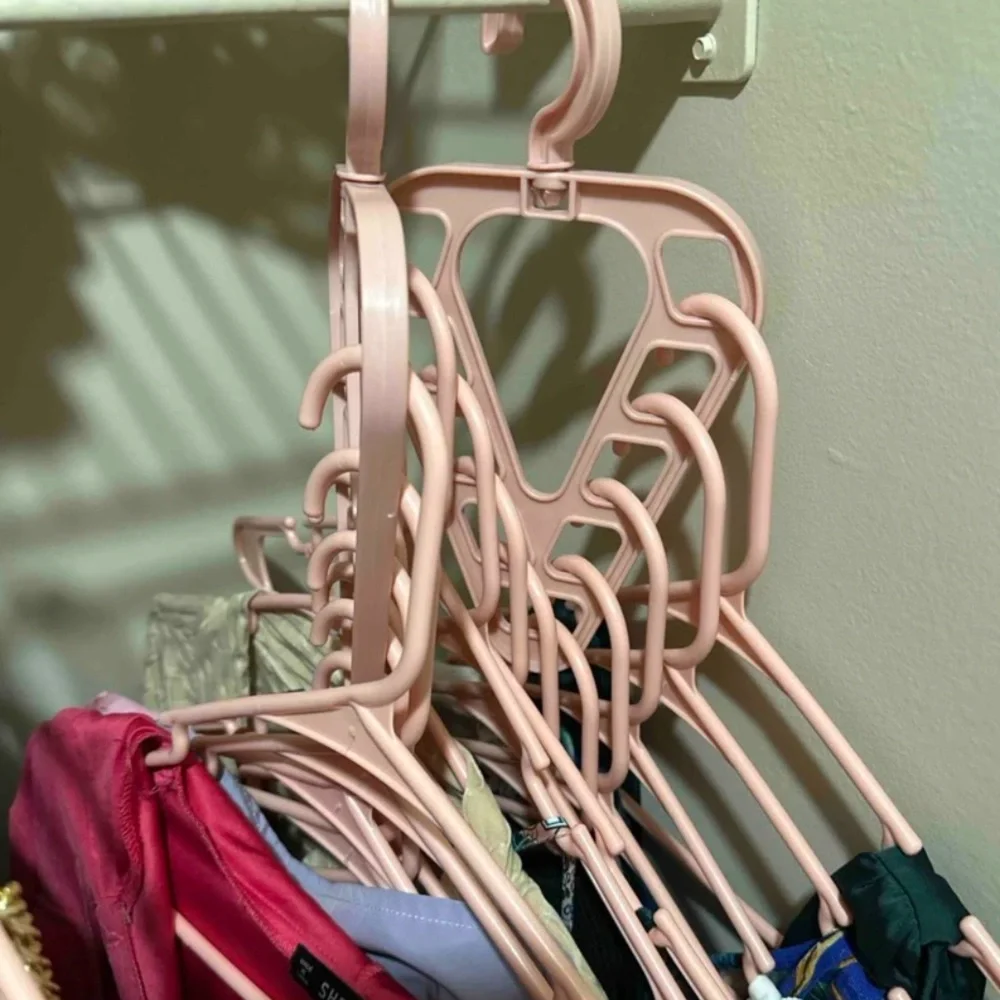 New Baby Pink Multi-Function Rotatable Non-Slip Triangle 9 Holes Clothes Hanger